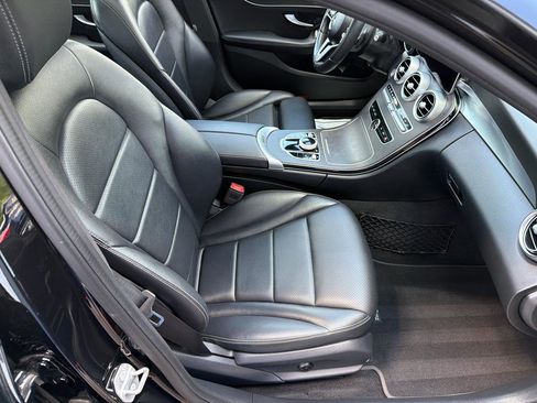 Used 2021 Mercedes-Benz C 300 4MATIC Sedan image 11