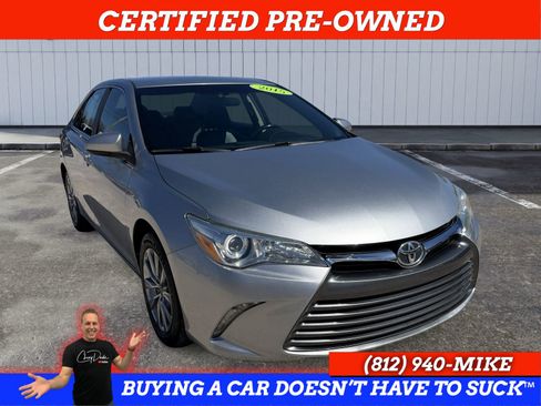 Used 2015 Toyota Camry XLE image 10