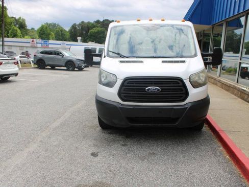 Used 2017 Ford Transit 250 138 RWD image 2