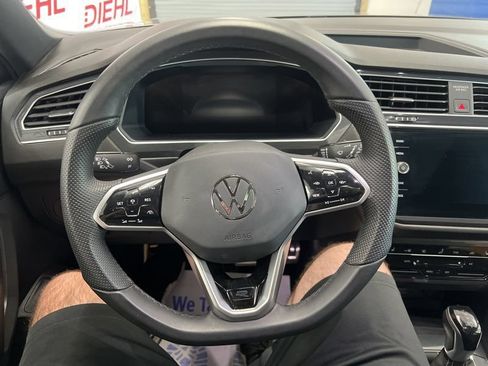 Used 2024 Volkswagen Tiguan SE R-Line AWD/4WD image 25