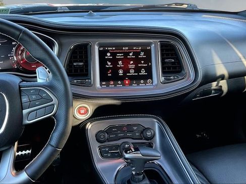 Used 2023 Dodge Challenger SRT Hellcat RWD image 9