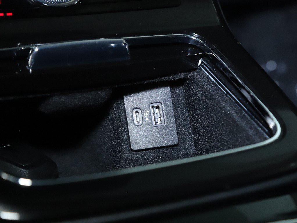 Certified 2023 Lincoln Nautilus AWD w/ Premium Package image 28