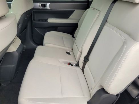 New 2026 Hyundai Santa Fe SE image 9