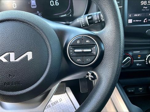 Used 2023 Kia Soul LX w/ LX Technology Package image 19