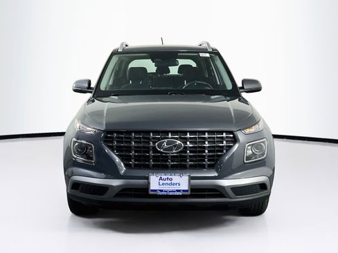 Used 2023 Hyundai Venue SEL w/ Cargo Package image 2