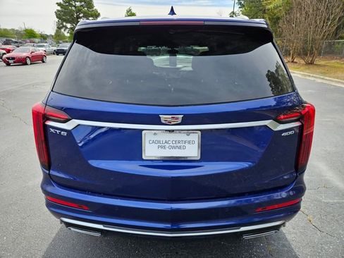Certified 2025 Cadillac XT6 Premium Luxury FWD image 6