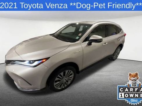 Used 2021 Toyota Venza Limited image 4