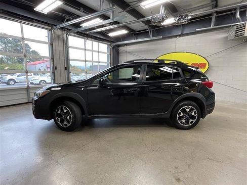 Used 2019 Subaru Crosstrek 2.0i Premium w/ Eyesight System AWD/4WD image 2