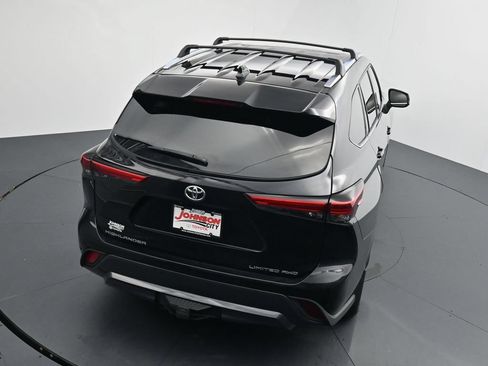 Used 2022 Toyota Highlander Limited AWD/4WD image 25