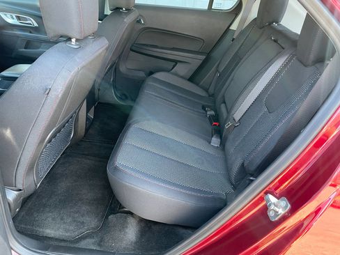 Used 2017 Chevrolet Equinox LT w/ Convenience Package image 18