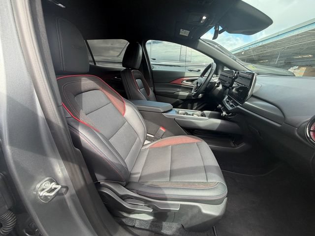 Used 2024 Chevrolet Equinox EV RS FWD image 13