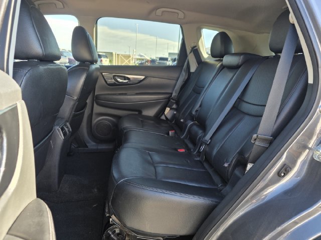 Used 2019 Nissan Rogue SL FWD image 19