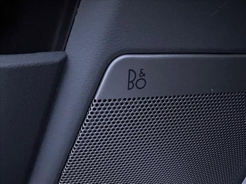 Used 2024 Ford F150 Lightning Flash image 18