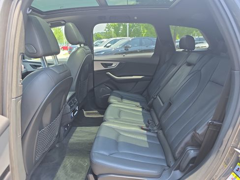 Used 2018 Audi Q7 2.0T Premium Plus AWD/4WD image 13