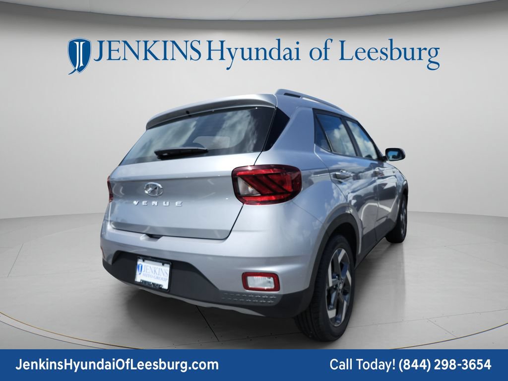 New 2026 Hyundai Venue SEL FWD image 5