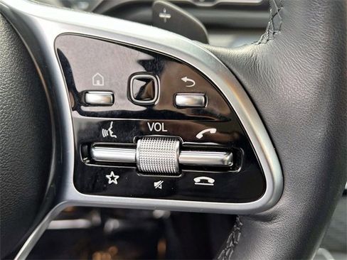 Used 2022 Mercedes-Benz GLS 450 4MATIC image 18