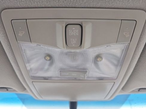 Used 2011 Toyota Avalon image 30