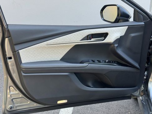 Used 2026 Toyota Camry XLE w/ Premium Plus Package image 38