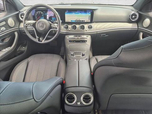 Used 2021 Mercedes-Benz E 350 4MATIC Sedan image 16