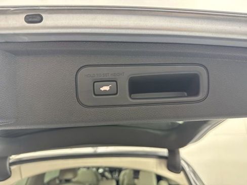 Used 2026 Honda Odyssey EX-L image 37