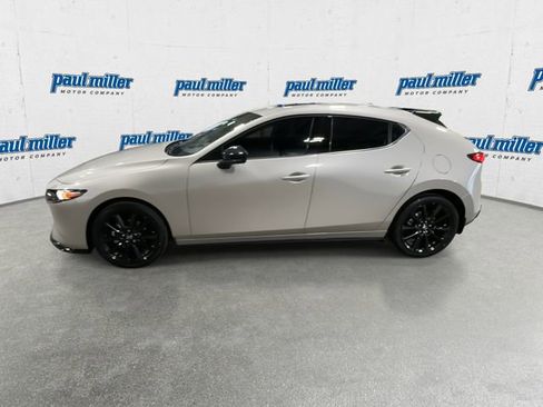 New 2026 MAZDA MAZDA3 Hatchback w/Premium Plus Pkg image 6