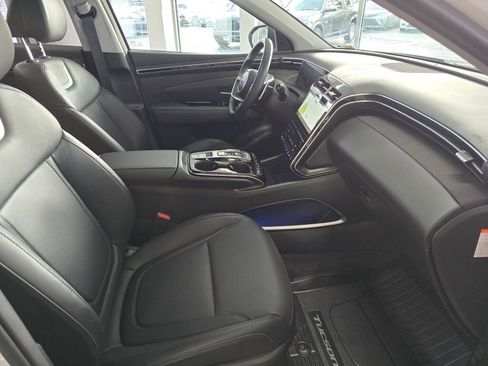 Used 2024 Hyundai Tucson Limited image 44