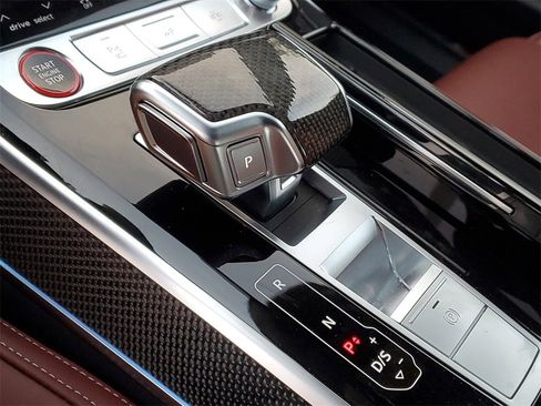 New 2025 Audi S8 4.0T image 34