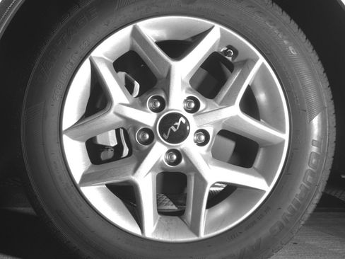 Used 2025 Kia Soul LX w/ LX Technology Package image 12