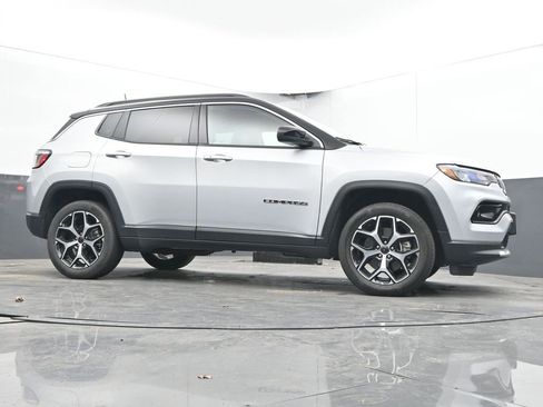Used 2025 Jeep Compass Limited AWD/4WD image 53