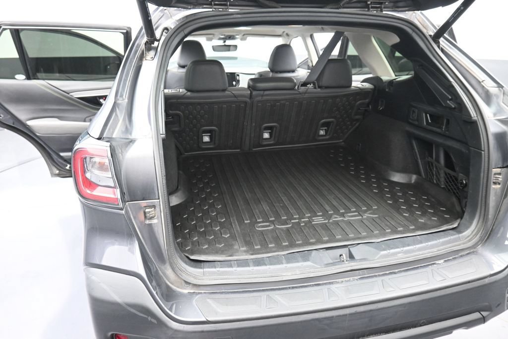 Used 2021 Subaru Outback Onyx Edition XT w/ Popular Package #2 AWD/4WD image 16