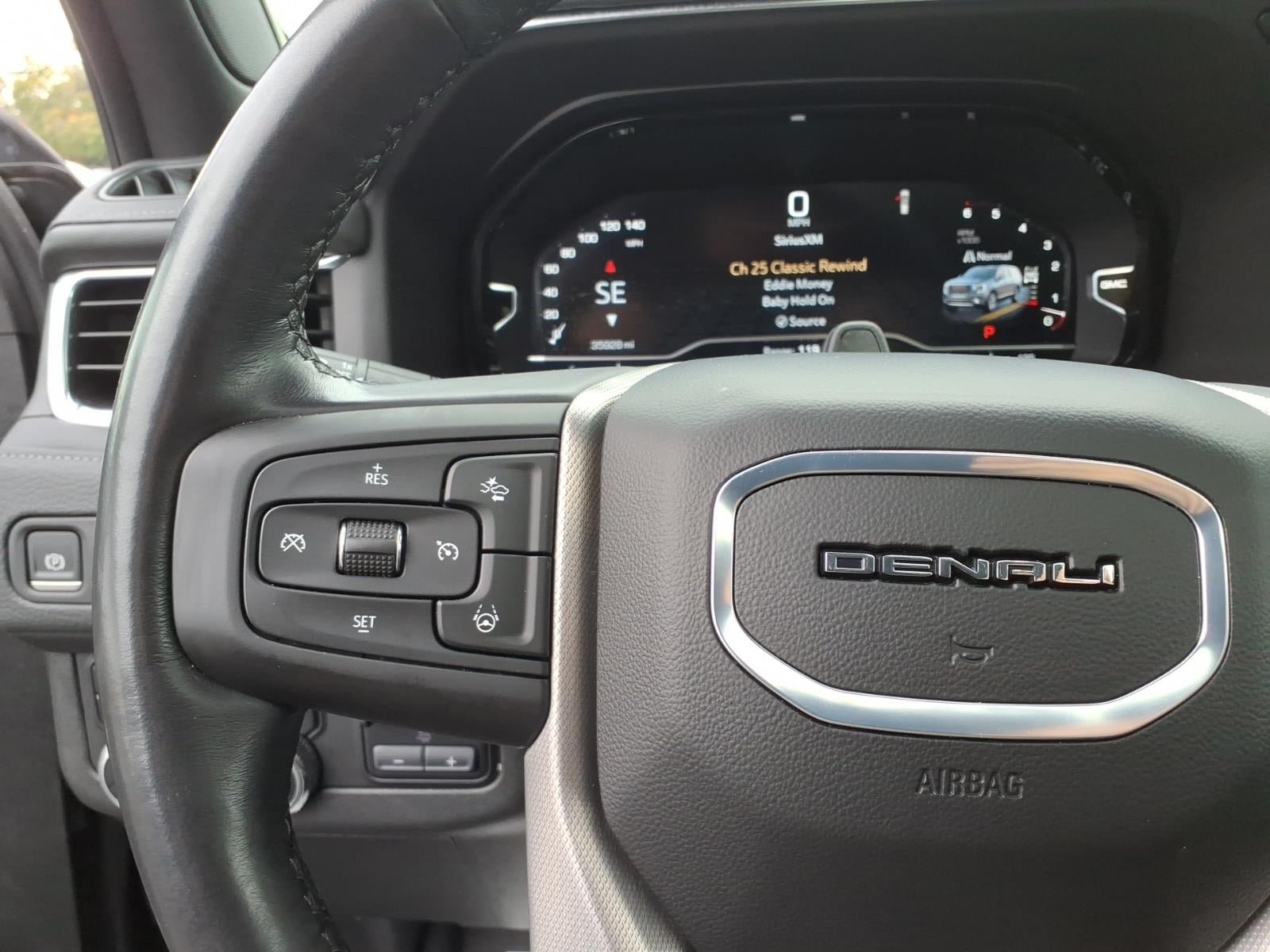 Used 2024 GMC Yukon Denali w/ Denali Reserve Package AWD/4WD image 29