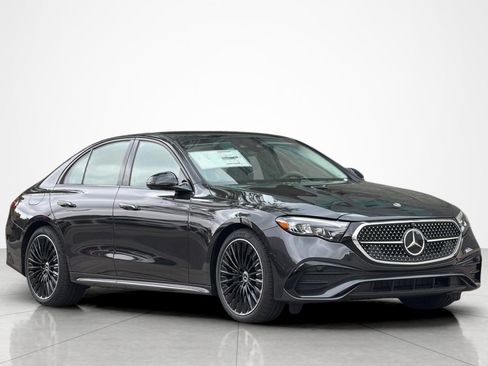 New 2026 Mercedes-Benz E 450 4MATIC Sedan image 7