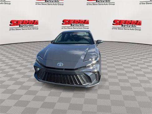 New 2026 Toyota Camry SE image 4