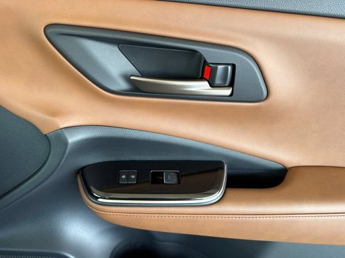 New 2026 Toyota Crown Signia AWD/4WD image 19