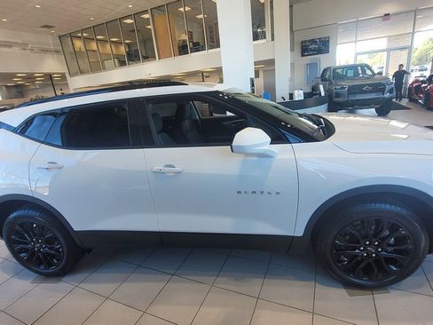 New 2025 Chevrolet Blazer LT w/ Convenience Package image 14