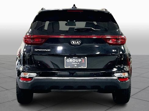 Used 2021 Kia Sportage EX w/ EX Technology Package image 4