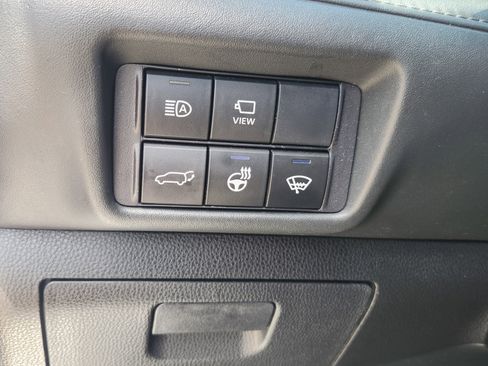 Used 2020 Toyota Highlander Platinum FWD image 16