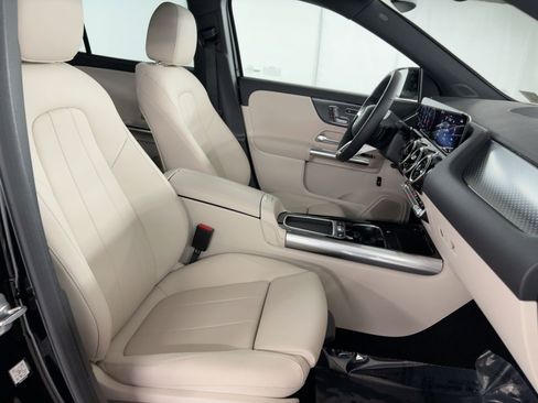 Certified 2026 Mercedes-Benz GLA 250 image 31