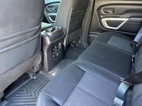 Used 2019 Nissan Titan SV w/ SV Convenience Package AWD/4WD image 33