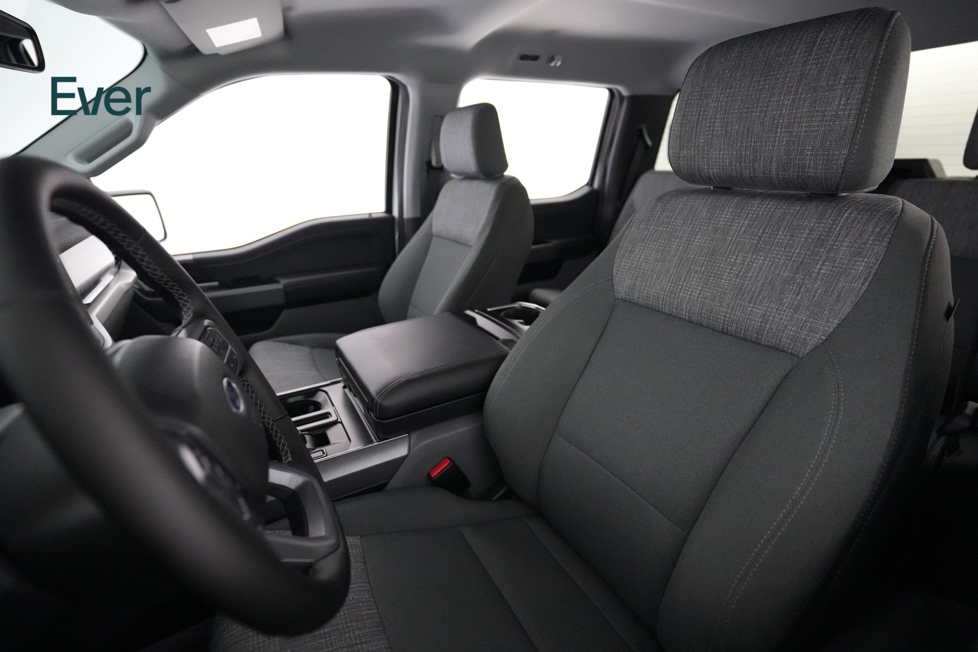 Used 2023 Ford F150 Lightning XLT AWD/4WD image 4