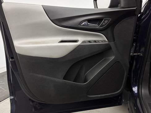 Used 2021 Chevrolet Equinox LS w/ LPO, Blackout Package image 10