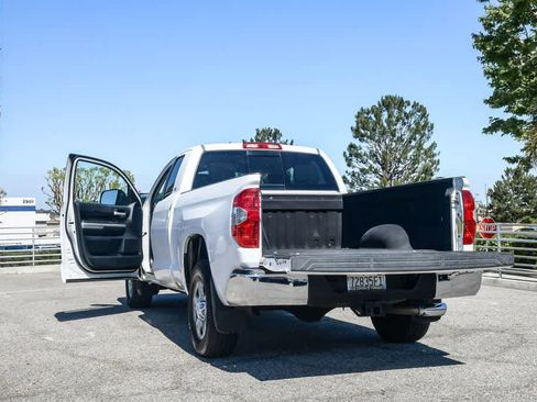 Used 2014 Toyota Tundra SR5 w/ SR5 Upgrade Package RWD image 26