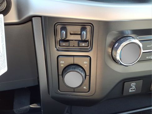 Used 2022 Ford F150 XLT w/ Equipment Group 301A Mid image 14