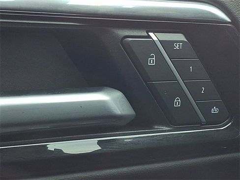 Used 2025 Chevrolet Tahoe Premier image 26