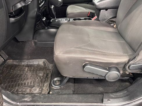 Used 2017 Jeep Wrangler Unlimited Sport w/ Quick Order Package 24S image 11