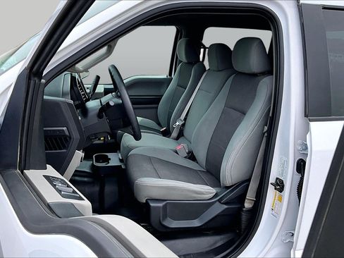 Used 2017 Ford F150 XL w/ XL Power Equipment Group AWD/4WD image 24