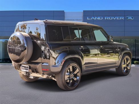 New 2026 Land Rover Defender 110 S image 6