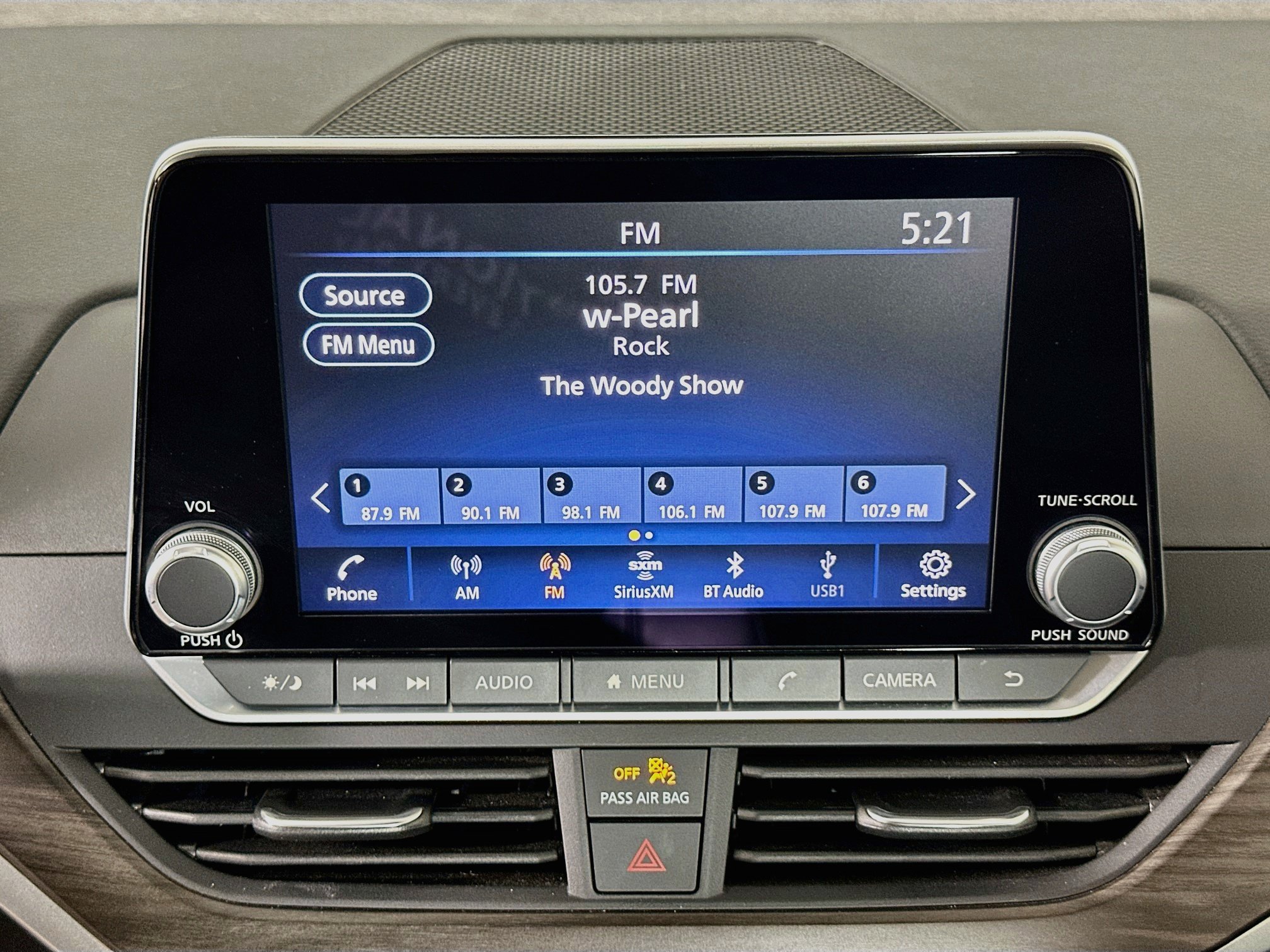 Used 2023 Nissan Altima 2.5 SV FWD image 21