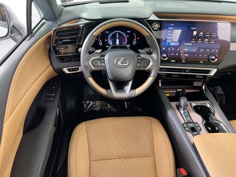 Used 2024 Lexus RX 350 Premium Plus image 22