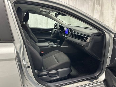 Used 2025 Toyota Camry LE image 57